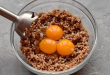 Šlehám pohanku s vejci a získávám chutné a cenově dostupné jídlo pro celou rodinu Šlehám pohanku s vejci a získávám chutné a cenově dostupné jídlo pro celou rodinu