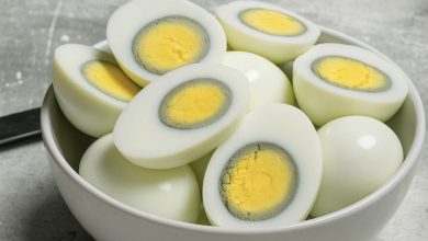 Proč se na vařených vejcích objevuje zelený kruh a jak tomu předejít