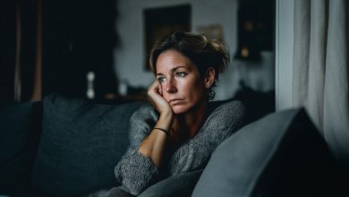 Manžel mi daroval k výročí svatby parfém, který se mi nelíbil, a já ho ze zlosti vyhodila, ale časem se ukázalo, že skrýval tajemství, o kterém jsem se dozvěděla příliš pozdě…