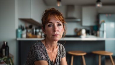 Manžel přinesl falešný test, ve kterém bylo napsáno, že není otcem naší dcery. Nevěřila jsem tomu. Něco uvnitř mě křičelo: to přece nemůže být pravda. A tak jsem se rozhodla najít onu kliniku