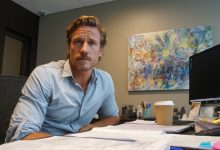 Můj manžel si zařídil milenku ve své společnosti. Ale netušil, kdo jsem doopravdy…