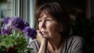 Dva roky mě dcera nezve k sobě na návštěvu, vždy si najde nějakou výmluvu. A včera jsem se dozvěděla důvod, a co o mně říká za mými zády mě rozplakalo…