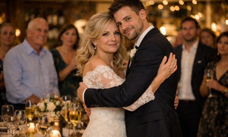 Můj manžel mě podváděl s moji vlastní matkou, ale v den jejich svatby mi sestřenice zavolala: «Přijeď okamžitě! To je šílenství!»