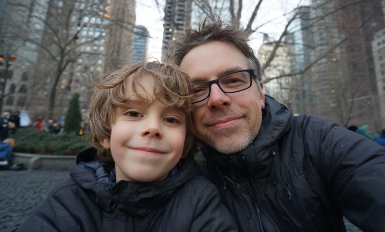 Manželka mě opustila a nechala mě se čtyřletým synem s autismem, a po dvou letech se objevila celá uplakaná s taškou dárků a omluvami. Vzal jsem od ní tu tašku, podíval se jí do očí a… Manželka mě opustila a nechala mě se čtyřletým synem s autismem, a po dvou letech se objevila celá uplakaná s taškou dárků a omluvami. Vzal jsem od ní tu tašku, podíval se jí do očí a…