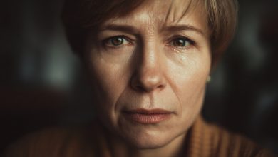 Syn podpořil otce, a ne mě: „Mami, ty už mu nejsi potřebná, táta bude mít novou rodinu.“ Ale když se narodilo dítě, všechno se náhle změnilo…