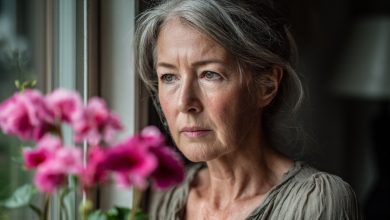 Snacha mě požádala, zda bych mohla dohlédnout na byt, zatímco budou na dovolené. Chodila jsem zalévat květiny a vybírat poštu. Pátý den jsem náhodou otevřela jednu místnost, která byla vždy uzavřená. A to, co jsem tam viděla, mě šokovalo až k slzám…