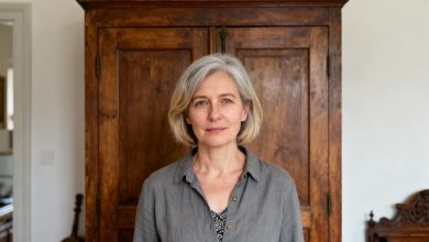 Rozhodla jsem se prodat starou babiččinu skříň, a kupující si pod lakem všiml podpisu, který mi dal vědět, že se nejedná jen o starý nábytek…