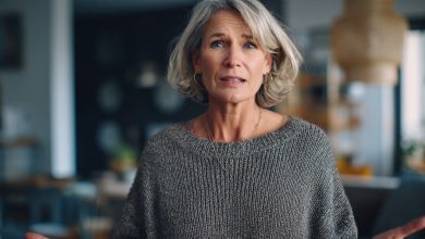 Když otec zemřel, bratři si rychle rozdělili majetek mezi sebou. Moje jméno na seznamu nebylo. A za týden mi zavolal právník a řekl něco, na co jsem nebyla připravená…