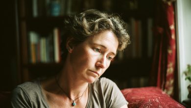 Přestěhovali jsme se do bytu, kde nikdo nebydlel 6 let, a třetí večer jsem slyšela podivné kroky ze prázdného pokoje, který jsme ještě nestihli zařídit…