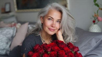 K manželovým 50. narozeninám jsem mu uspořádala výlet na Maledivy. A k mým vlastním 50. narozeninám mě probudil se slovy: “Překvapení čeká dole.” Sešla jsem dolů – a zůstala v šoku stát… K manželovým 50. narozeninám jsem mu uspořádala výlet na Maledivy. A k mým vlastním 50. narozeninám mě probudil se slovy: “Překvapení čeká dole.” Sešla jsem dolů – a zůstala v šoku stát…