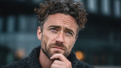 Po mém rozvodu se mnou máma přestala komunikovat a dělala, jako kdybych neexistoval. Náhodou slyšený rozhovor ukázal, kdo celé roky ničil mou rodinu…