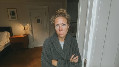 Když jsme se s manželem vzali, hned první den ukázal na skříň v předsíni a řekl, abych k ní nechodila. Dlouho jsem to vydržela. Ale jednou zvítězila zvědavost…