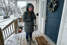 Manžel mě zavřel venku v mrazu — a to, co jsem viděla uvnitř, změnilo všechno