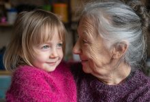 Sousedka odmítla platit mé 73leté mamince za hlídání jejího dítěte, s tím, že „stejně sedí doma bez práce“ — v tu chvíli jsem to už nevydržela a zasáhla a rozhodla tento problém… Sousedka odmítla platit mé 73leté mamince za hlídání jejího dítěte, s tím, že „stejně sedí doma bez práce“ — v tu chvíli jsem to už nevydržela a zasáhla a rozhodla tento problém…