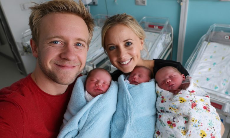 Můj manžel mě opustil v porodnici s novorozenými trojčaty a po letech jsem ho náhodou znovu potkala. Jeho žádost mě naprosto ohromila…