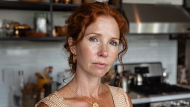 Nalezla jsem cizí náušnici v autě mého manžela a zůstala jsem ticho. O půl roku později se přestal dokonce i skrývat a v to ráno jsem se odhodlala k činu, kterého jsem se nejvíce bála…