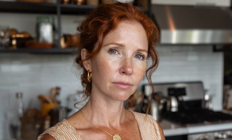 Nalezla jsem cizí náušnici v autě mého manžela a zůstala jsem ticho. O půl roku později se přestal dokonce i skrývat a v to ráno jsem se odhodlala k činu, kterého jsem se nejvíce bála… Nalezla jsem cizí náušnici v autě mého manžela a zůstala jsem ticho. O půl roku později se přestal dokonce i skrývat a v to ráno jsem se odhodlala k činu, kterého jsem se nejvíce bála…