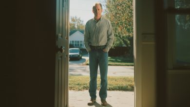 Otec vyhnal mě a mámu z domu, aby žil se svou milenkou, a o 20 let později chtěl ovládnout můj dědický podíl, tak jsem mu ukázala, jak draze ve skutečnosti přijde zrada…