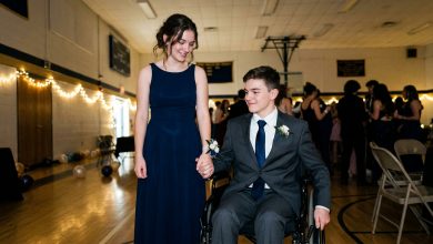 Odmítla jsem rodinu kvůli ochrnutému milenci. Po patnácti letech jeho tajemství všechno zničilo