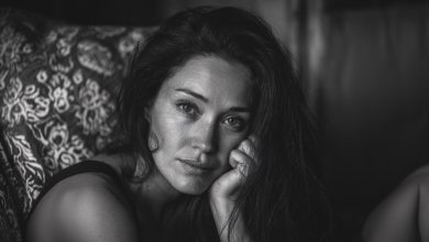 Můj manžel mi řekl, že moje nejlepší kamarádka se ho snaží svést, byla jsem šokována její drzostí, a tak jsme vymysleli plán, jak ji poučit…