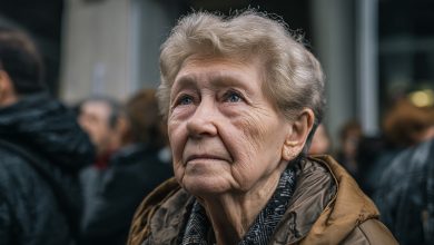 Přepsala jsem své životní úspory na vnuka. Koupil si auto