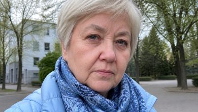 Půjčila jsem synovi peníze na rekonstrukci. Domluvili jsme se na roce. Uplynuly tři roky. Právě se vrátil z dovolené v Turecku