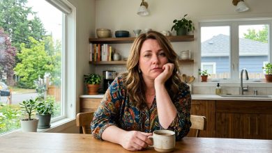 V neděli jsem chtěla udělat kávu. Na telefonu mu blikla zpráva: “Chybíš mi. Kdy přijdeš ke mně znovu?”