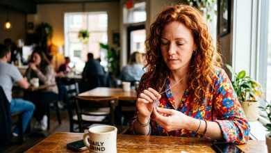 Sedm let si nechávala matčin přívěsek. Pak zavolal právník.