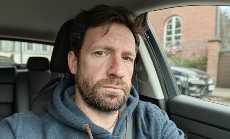 Adoptoval jsem čtyři bratři a sestry, které chtěli rozdělit — a po roce mi cizinka odhalila pravdu o jejich rodičích