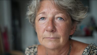 Přepsala jsem svůj byt na vnuka, protože můj syn říkal, že to bude lepší z daňových důvodů. Nyní, když chci přijet na svátky, mi snacha říká, že není místo.