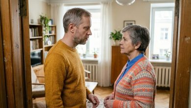 “Mami, to je jen formalita.” Můj syn mě požádal, abych spolupodepsala jeho hypotéku. O rok později přestal splácet. Zavolali mi z banky.