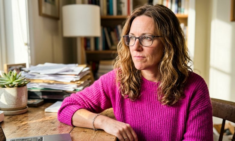 Manžel mě požádal, abych neotvírala jeden zásuvku v jeho stole — a vydržela jsem to přesně dva týdny Manžel mě požádal, abych neotvírala jeden zásuvku v jeho stole — a vydržela jsem to přesně dva týdny