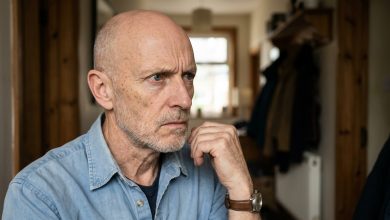 Tchán mi zavolal a požádal mě, abych přijel co nejdřív — když jsem vešel do domu, pochopil jsem, že manželka věděla, proč jedu, a celou dobu mlčela