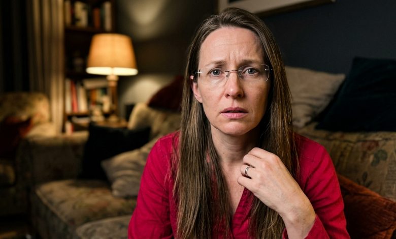 Bratr mě požádal, abych podepsala plnou moc k máminu bytu — a když mi notářka vysvětlila, co v ní skutečně stojí, oněměla jsem Bratr mě požádal, abych podepsala plnou moc k máminu bytu — a když mi notářka vysvětlila, co v ní skutečně stojí, oněměla jsem