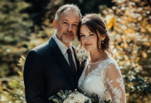 Provdala jsem se za nejlepšího přítele otce a byla jsem velmi překvapena tím co zorganizoval na naši první svatební noc… Provdala jsem se za nejlepšího přítele otce a byla jsem velmi překvapena tím co zorganizoval na naši první svatební noc…