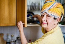 Možná by se takhle opravdová matka nechovala. Ale já už neměla sílu