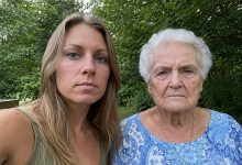 Po 5 let jsem každý víkend nosila nákup své pětaosmdesátileté sousedce. Po jejím pohřbu mi notář podal desky, a když jsem viděla první stránku, roztřásly se mi ruce…